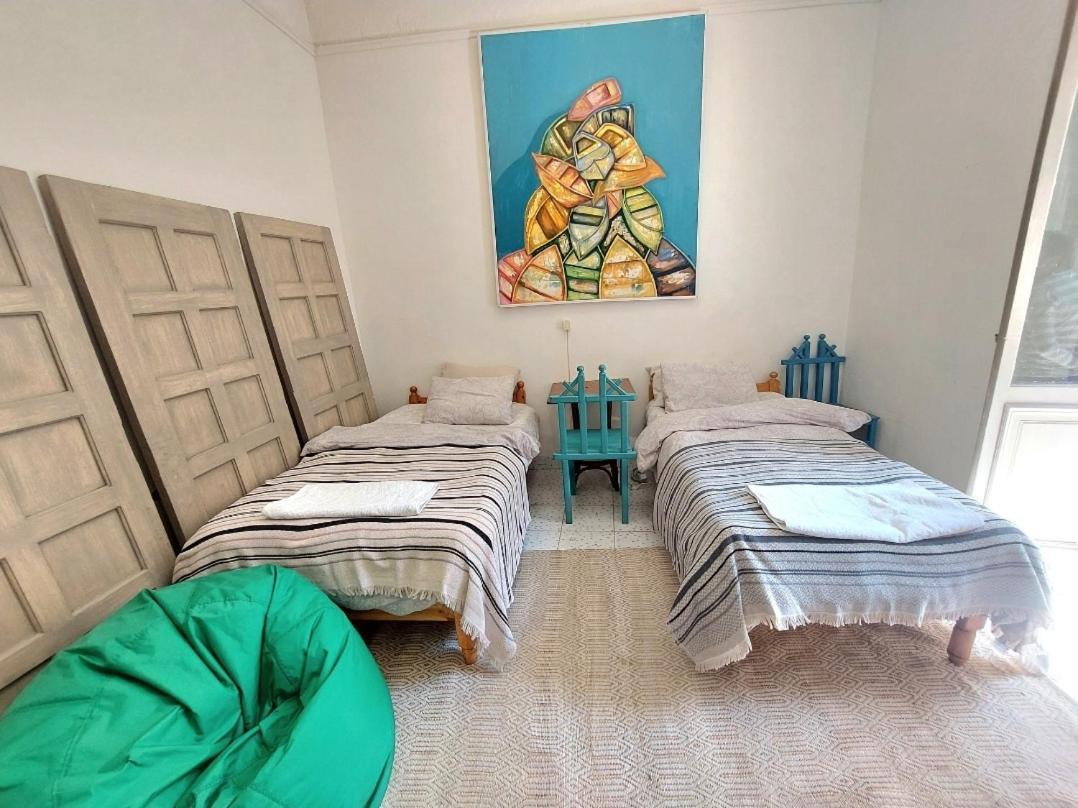 Arab Hostel, Welcoming All Solo And Groups Travellers But, Unmarried Couples Not Allowed Александрия Экстерьер фото